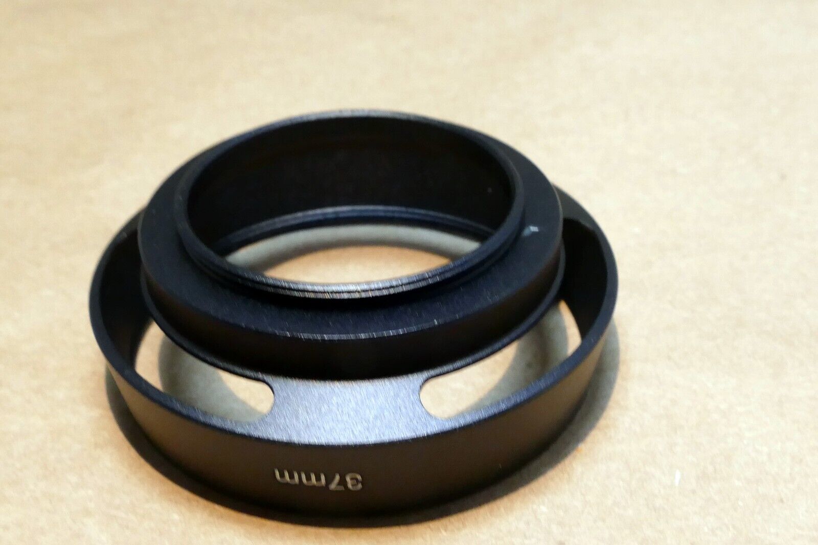 37mm  Lens hood shade Metal vented double threaded (52mm front female)