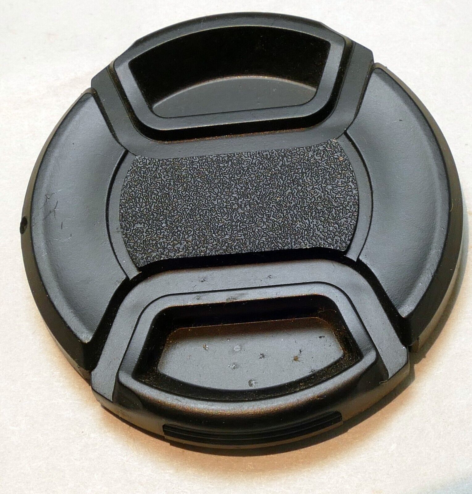 52mm lens front cap (snap on type) 55-200mm f/4.0-5.6 XR EDO LD