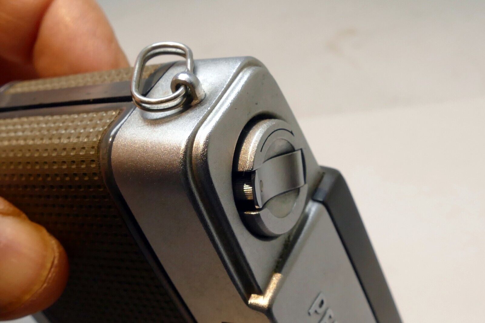 OLYMPUS PEN EE Zuiko 2.8cm F/3.5 Half Flame Film Camera AS IS for PARTS REPAIR