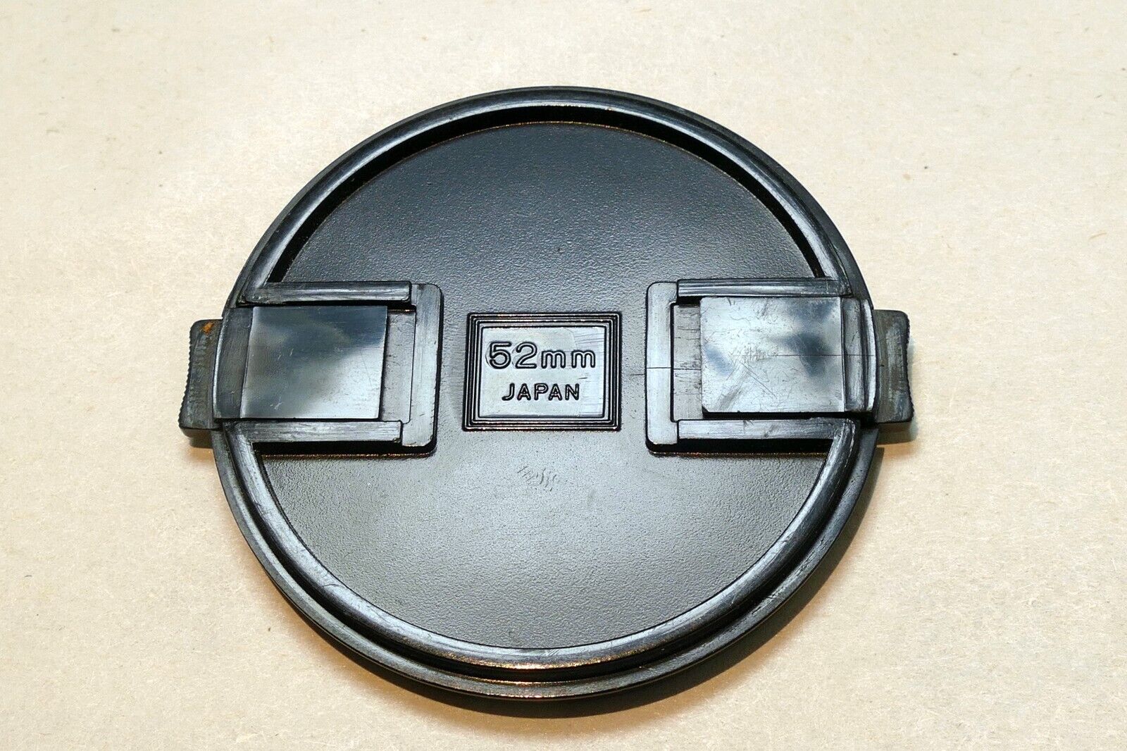 Kodak Gear 52mm lens front cap (snap on type) for 80-200mm