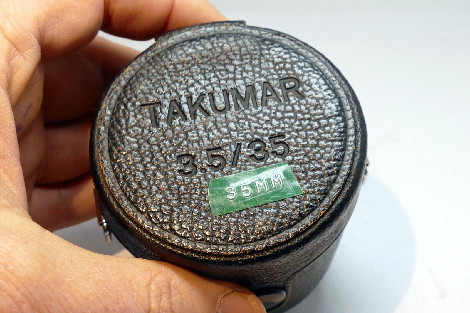 Pentax  Takumar 35mm f3.5 Hard Protective Lens Case M42 Genuine 28mm