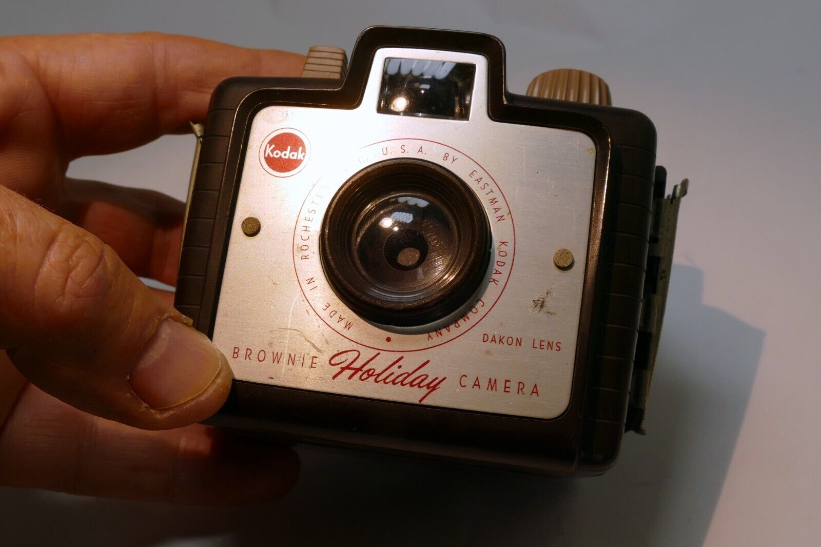 1950's Kodak Brownie Holiday Flash Camera w/ Dakon Lens use 127 film