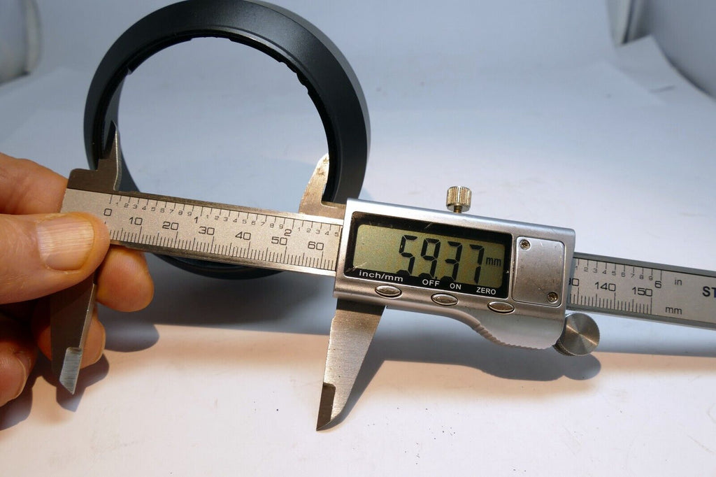 62mm Twist on type  Lens Hood Shade ( 65mm ID)