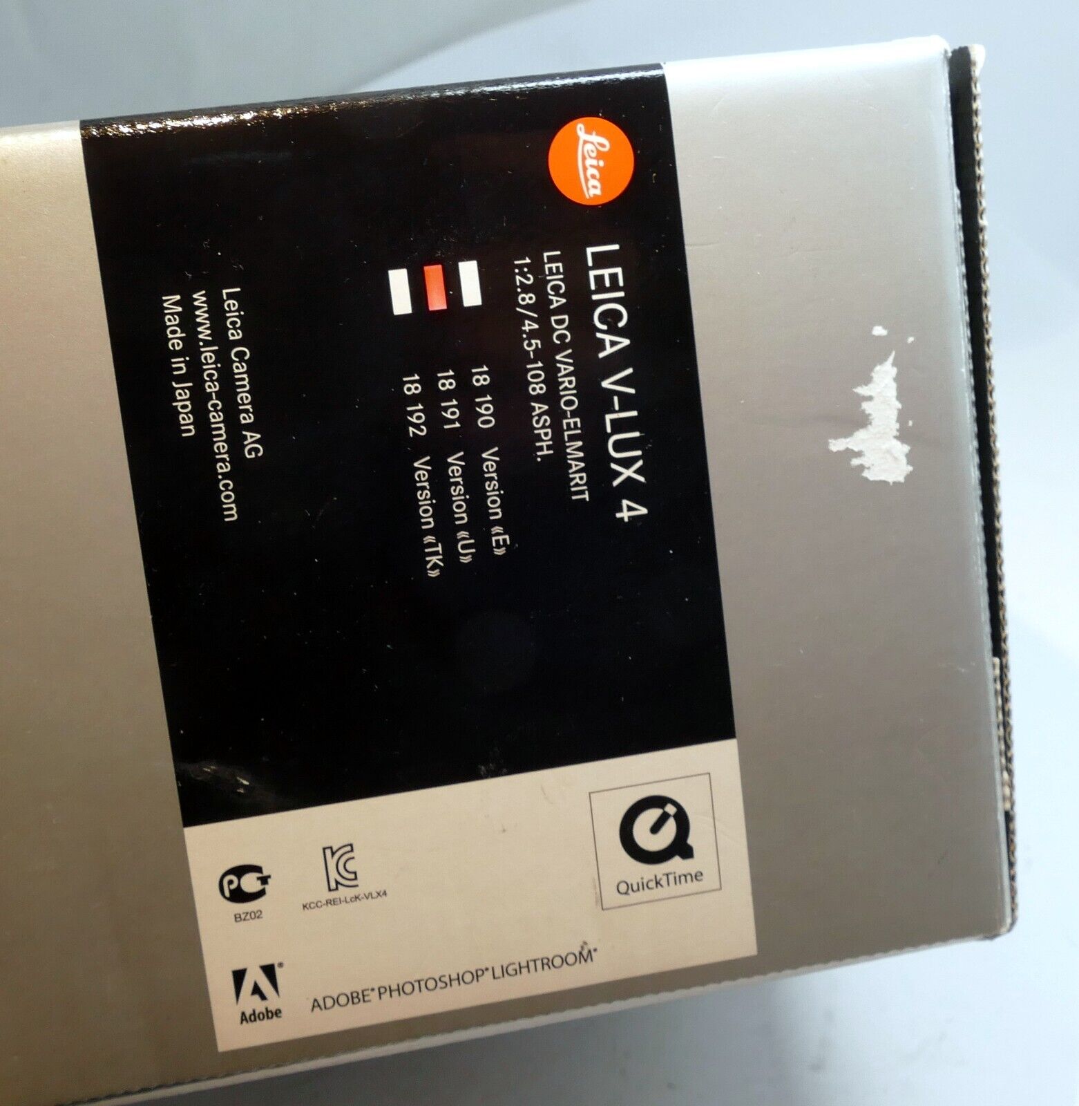An Empty Box (only ) for  Leica V-Lux 4 DC vario Elmarit 4.5-108mm f2.8 18191
