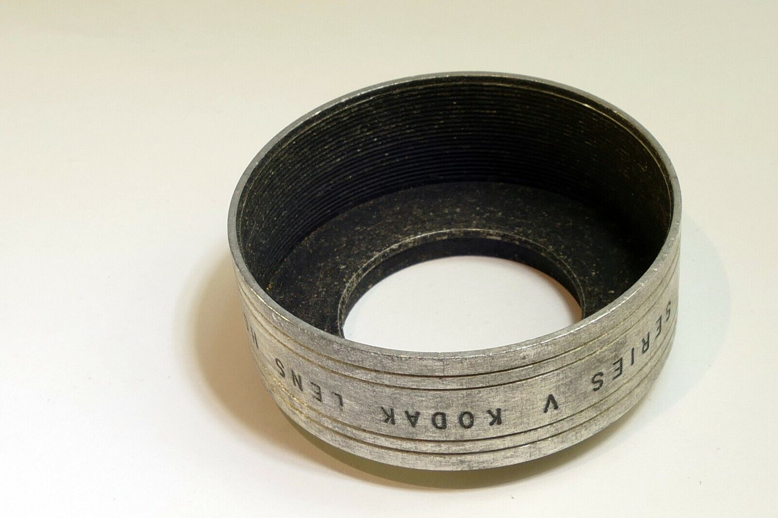 Kodak 34mm series 5 V Metal Lens Hood Shade screw in for 33.3mm 1 5/16" ring