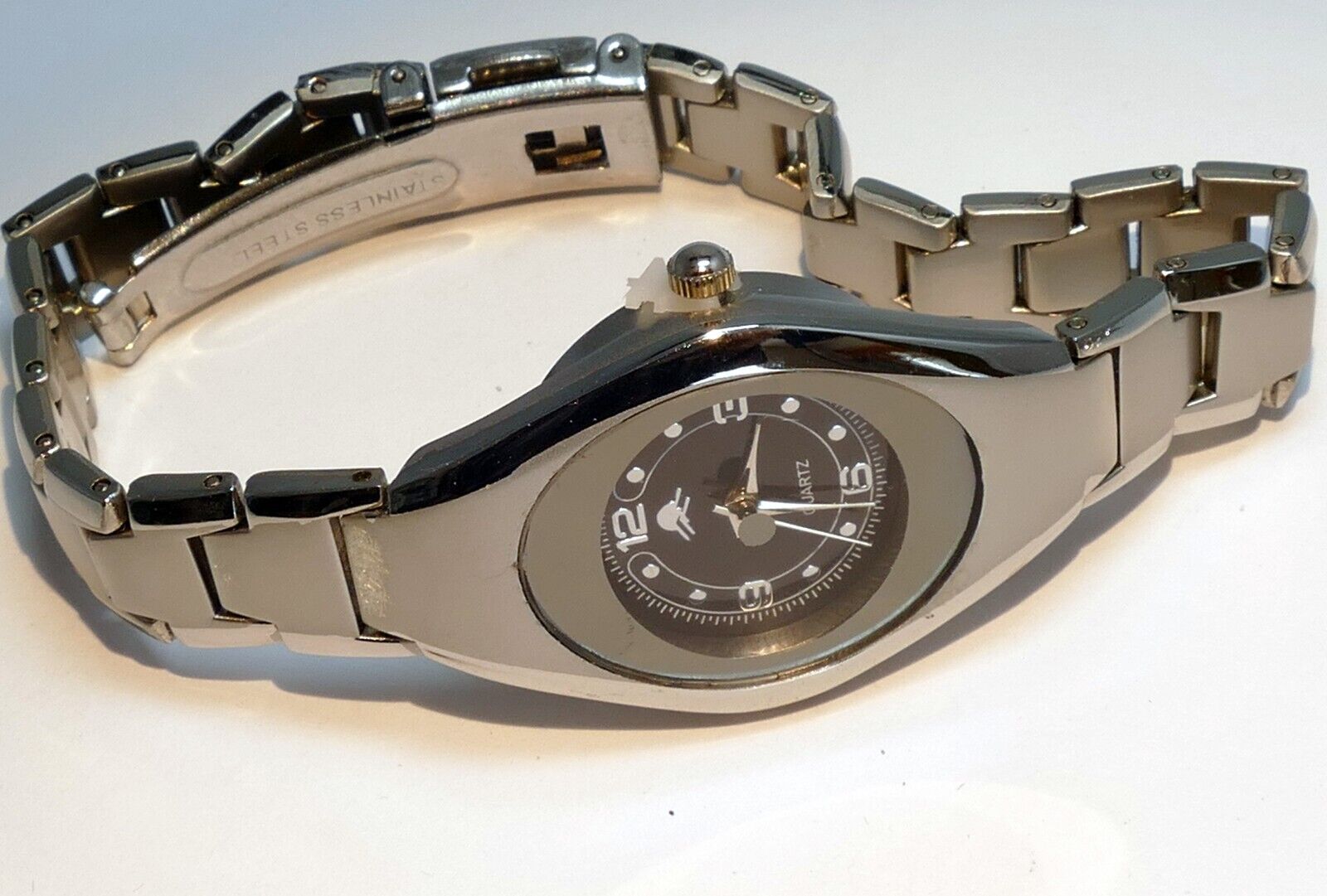 Ladies Black/Silver Tone Quartz Arabic Numerals Watch - Needs Battery