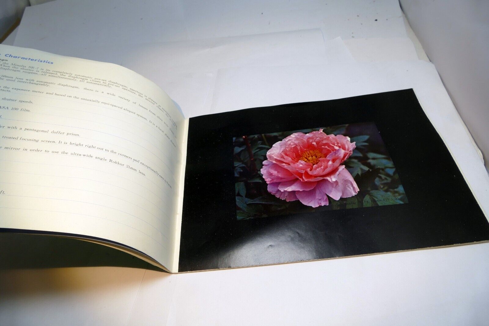 Minolta SR-7 SR-1 Camera Brochure Guide