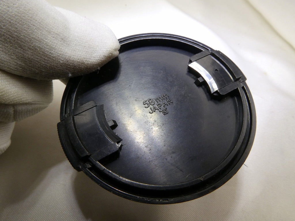 Sakar 58mm rim Front Lens Cap Snap on type