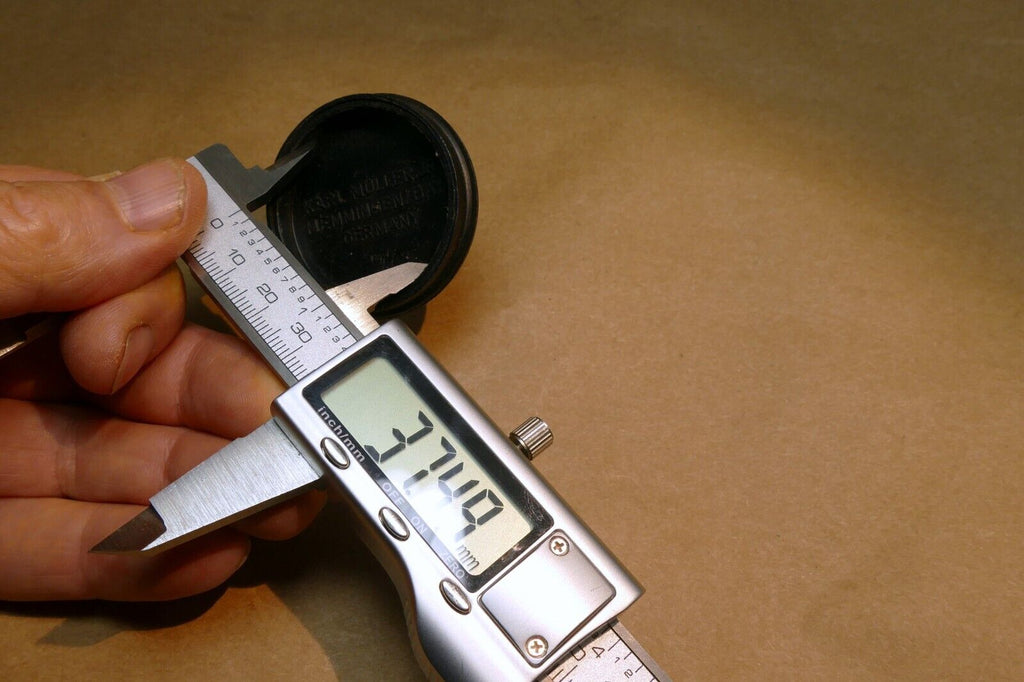 Novoflex Muller Jr. LENS CAP 34mm  35MM FRONT LENS CAP GERMANY slip on  type