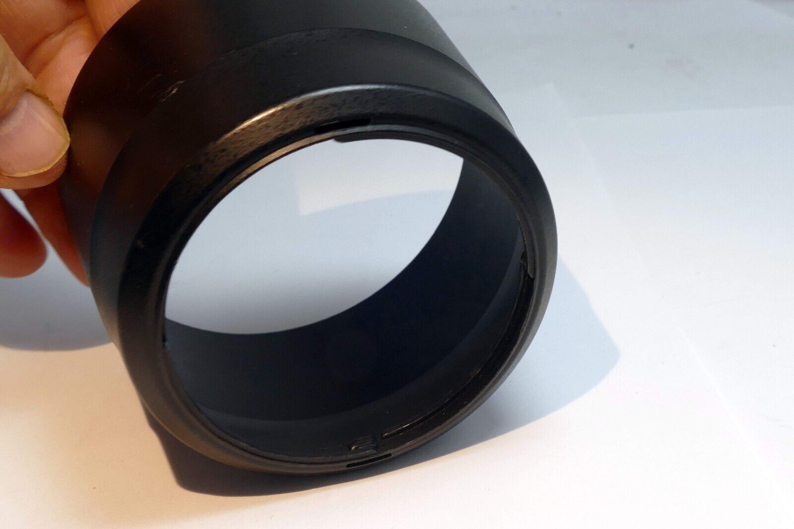 Aftermarket ET-63 Lens Hood Shade for Canon EF-S 55-250mm f/4-5.6 IS STM