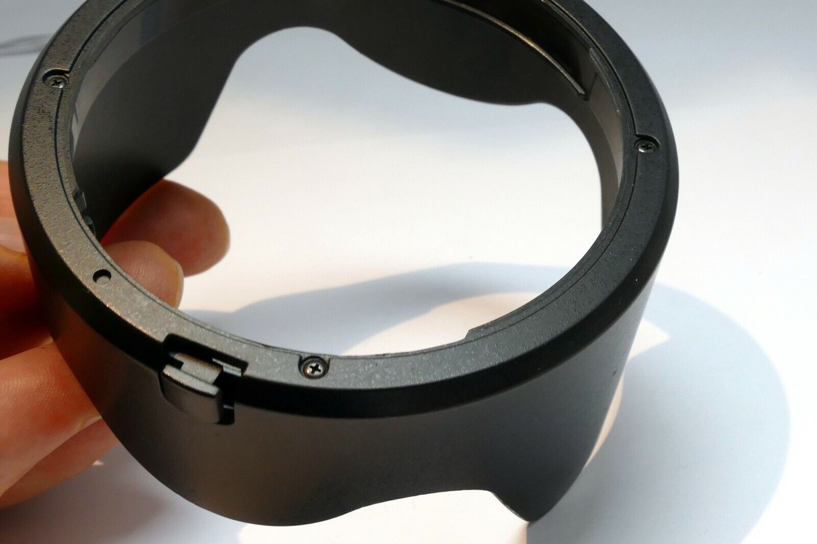 Replacement LH-72 Lens Hood Shade for Canon EF 35mm f2.0 IS USM f2 EW-72