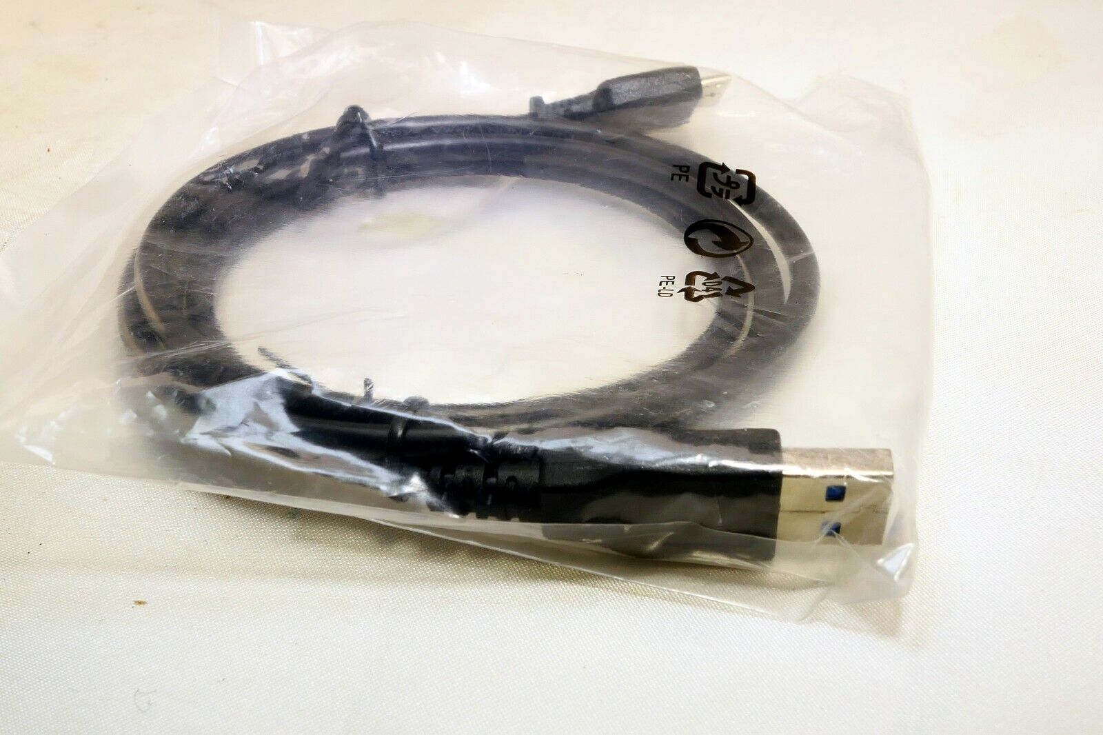 Type A  USB  camera USB Micro B Super Speed USB cable 3 feet