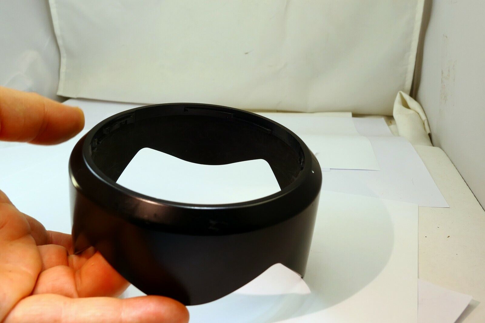 Pentax 104-105mm ID lens hood twist on type