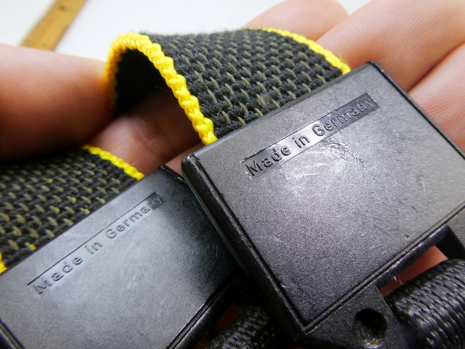 Black Yellow Camera strap 2.5cm wide shoulder neck Made in Germany Sturdy