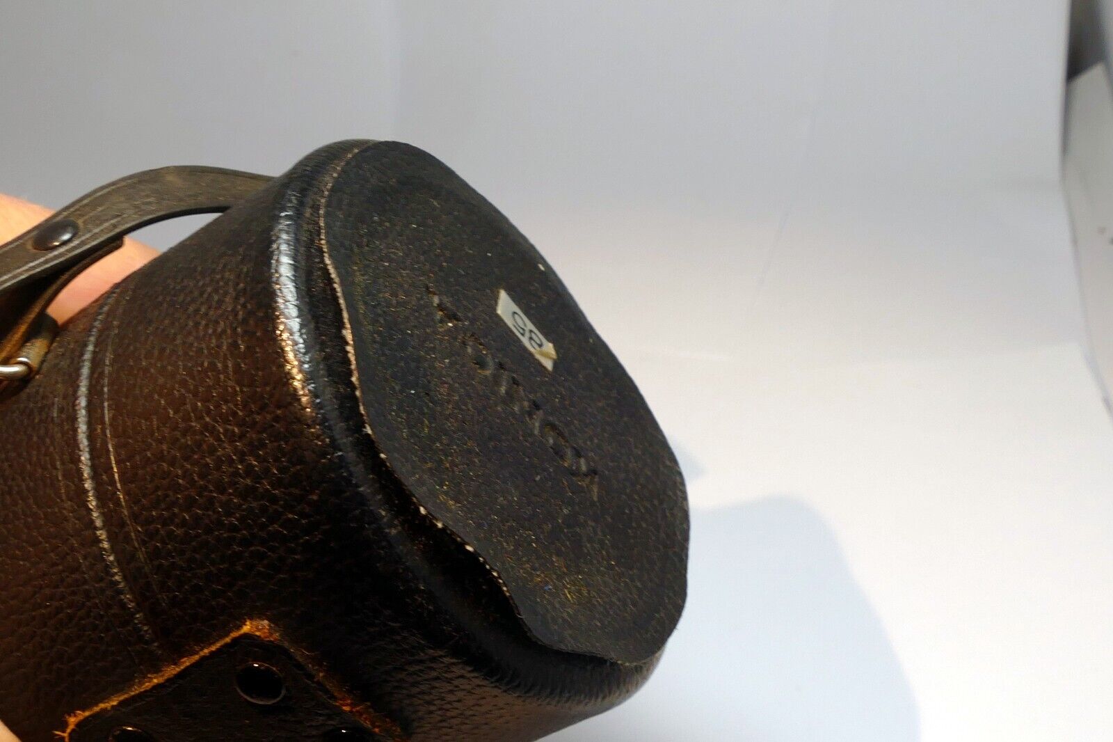 Konica Hexanon  85mm f1.8  AR empty  Hard case for lens genuine OEM vintage
