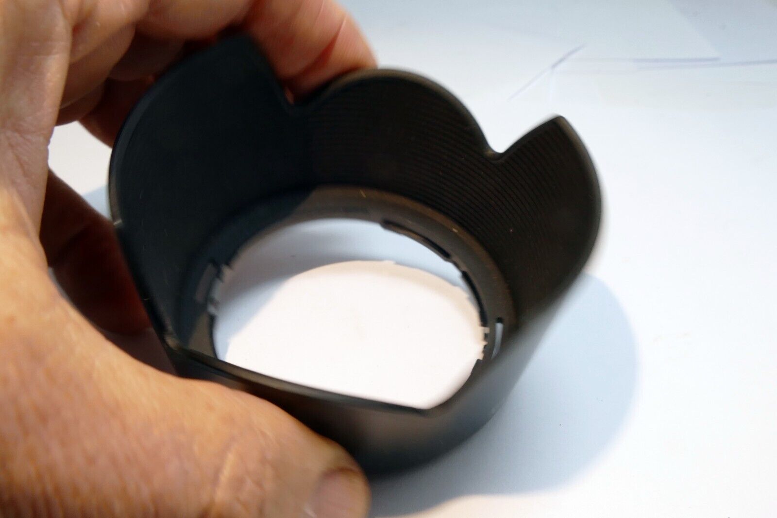 Nikon HB-34 Lens Hood for AF-s 55-200mm f/4.5-5.6 Nikkor ED  OEM Genuine