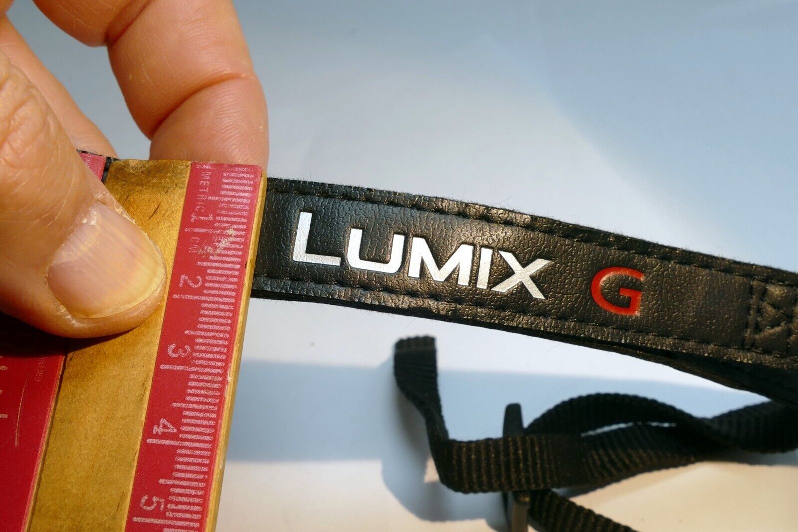 Panasonic Lumix GX7 Shoulder Camera  Strap 2cm wide Black Leather  - Genuine OEM