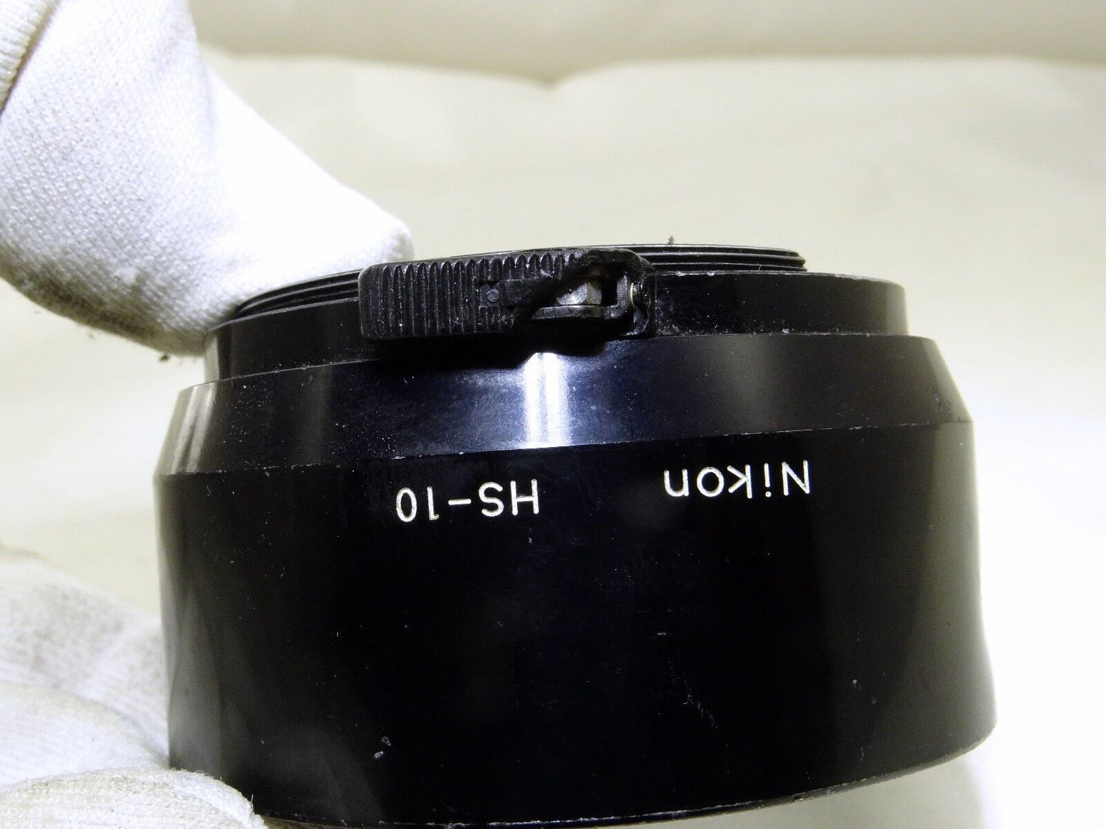 Nikon HS-10 Hood Shade Metal clip on for 135mm f3.5 85mm f2.0 105mm Genuine EOM
