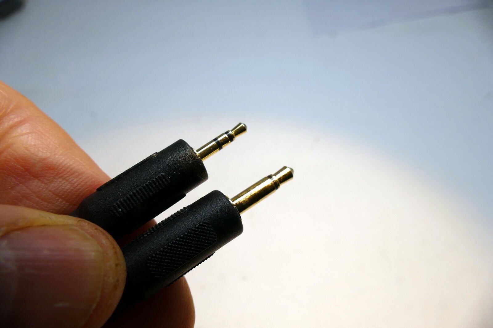2.5mm TRS  Male to 3.5mm  Male  Audio  Cable  adapter plug