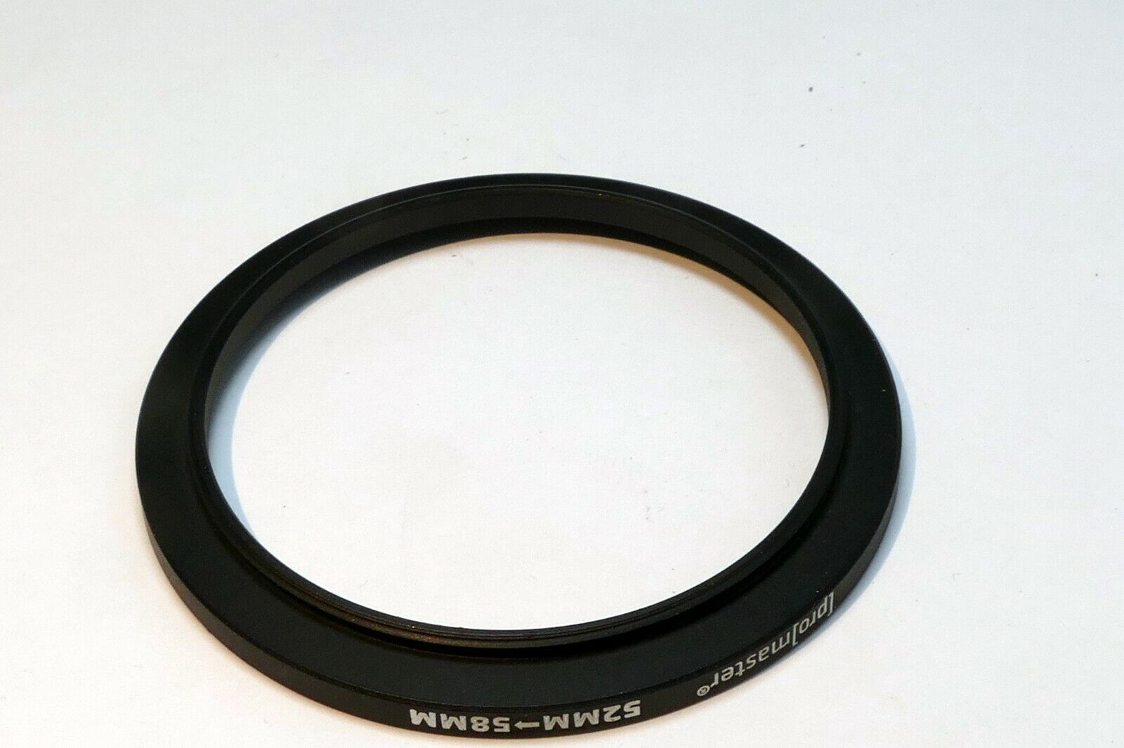Promaster 52mm to 58mm Step-up ring Metal adapter double threaded ribbed rim
