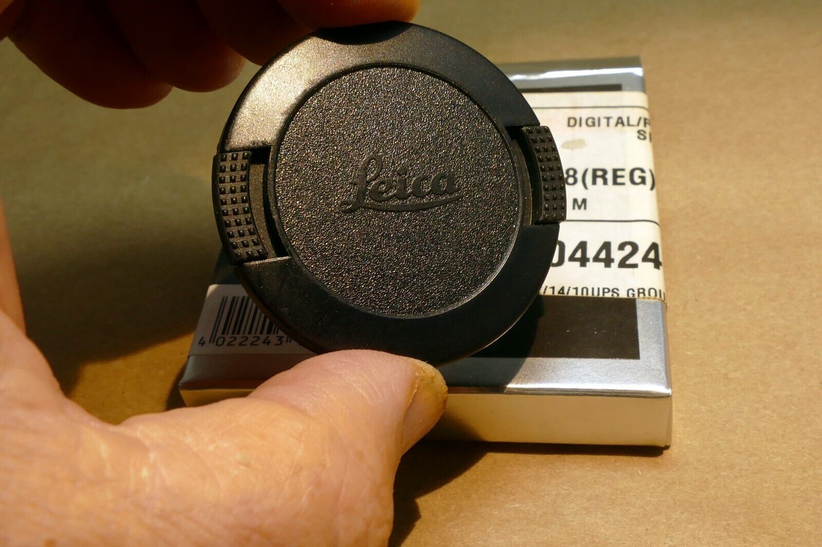 E39 39mm Leica Leitz Front Lens Cap for M 50mm 35mm f2 14038 LELC39M