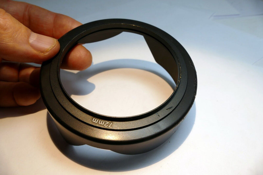 72mm Lens Hood  Shade threaded screw in petal for 18-200mm