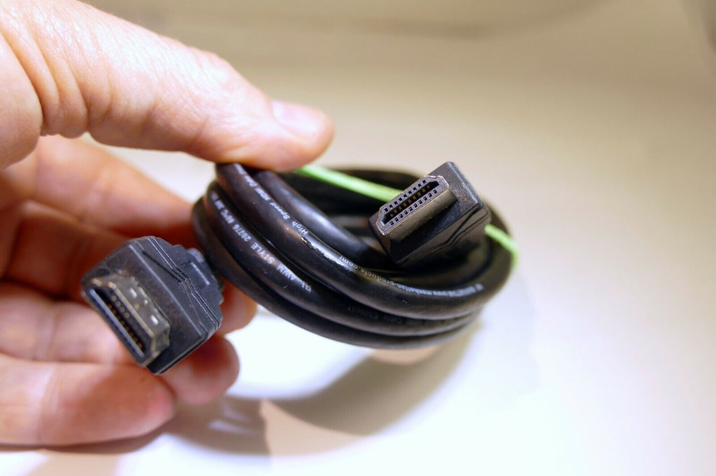 HDMI Video Cable M  Male to M Male 4 feet long