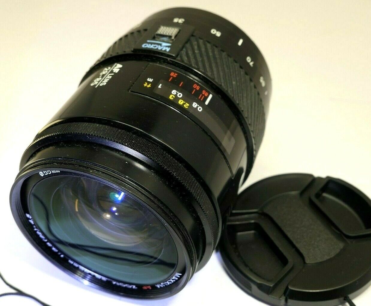 Minolta Maxxum 28-85mm f3.5-4.5 AF Lens (with fungus inside, focus stuck) AS IS