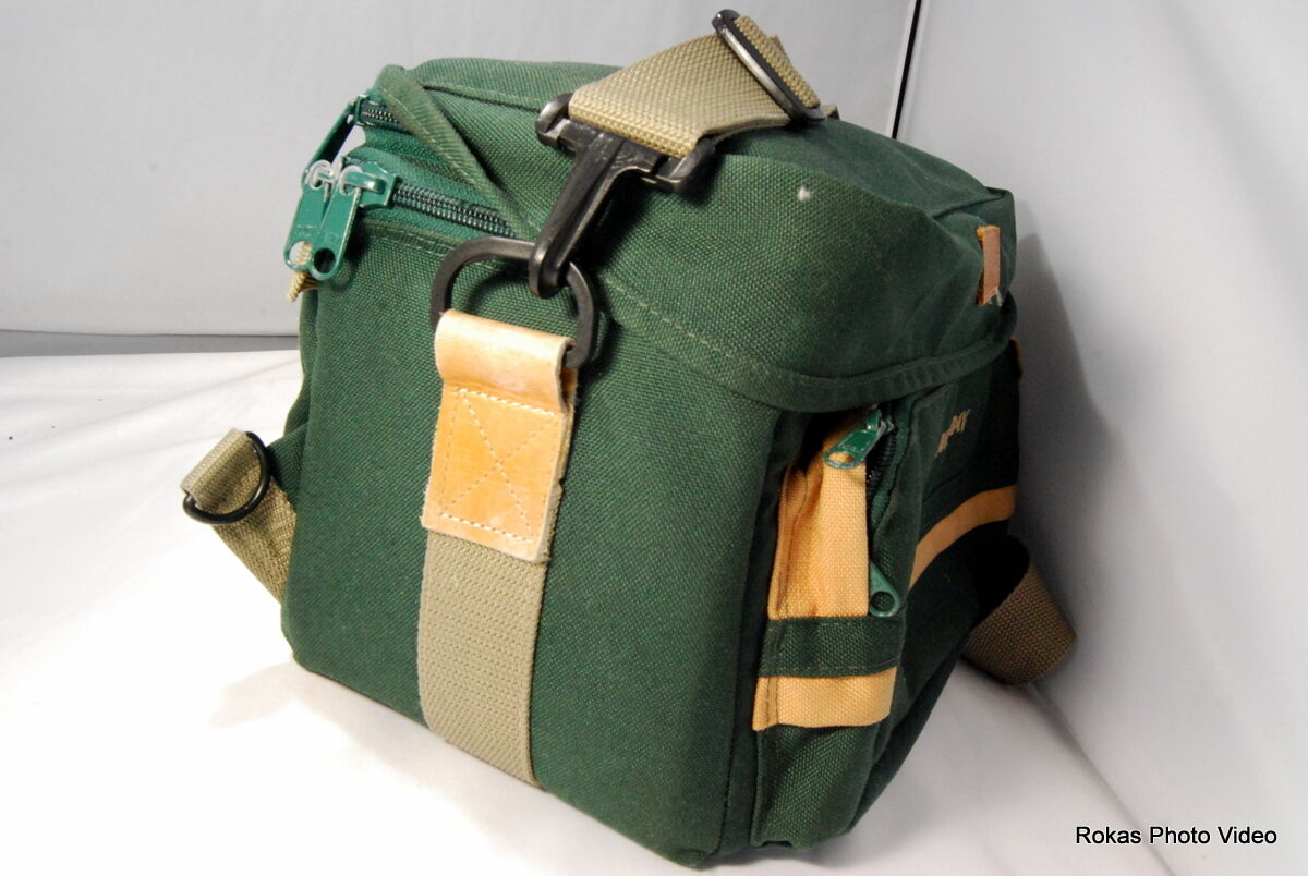 Used Quantaray camera Case - (A82 - Approx. Size: 10 x 9 x 9) back pack