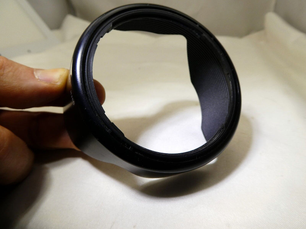 Tamron D3FH plastic Lens Hood Made in Japan for 28-105mm f4-5.6 AF zoom OEM