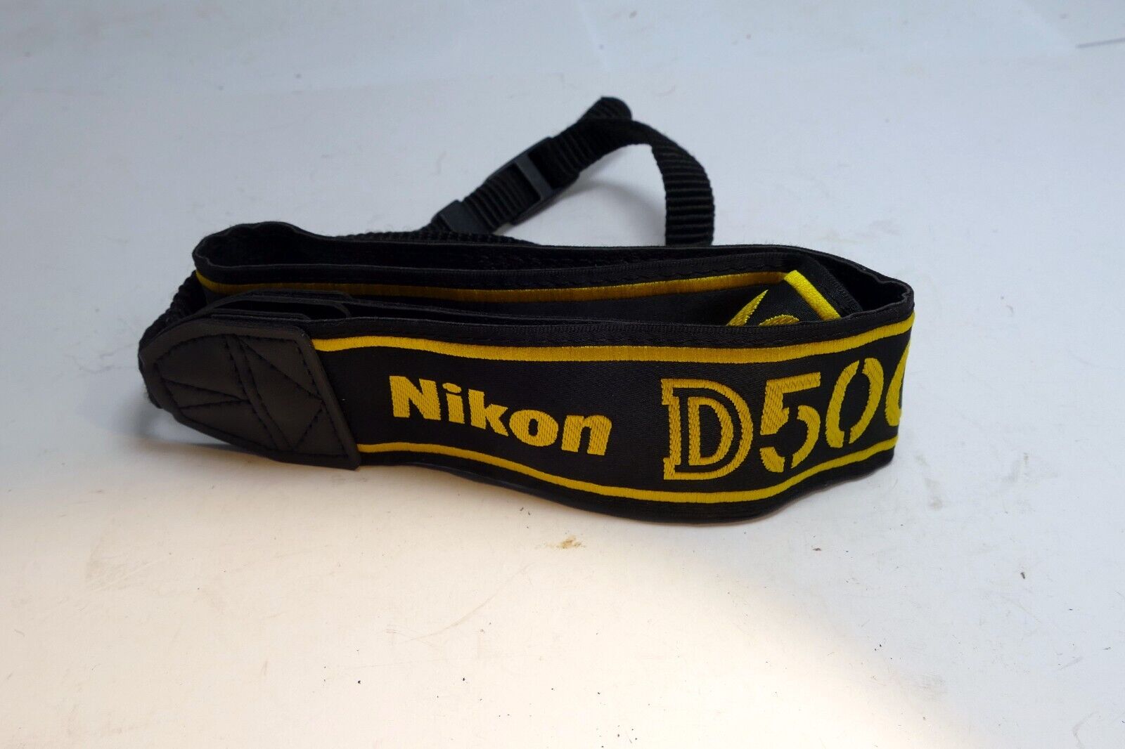 Nikon D500 Camera Shoulder neck Strap AN-DC17  Nylon  - OEM genuine