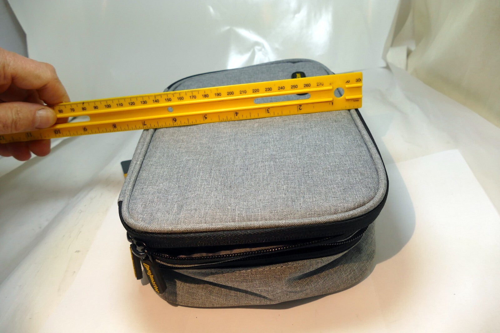 Promaster 7X9X3" camera Impulse Handy case for camera and accessories