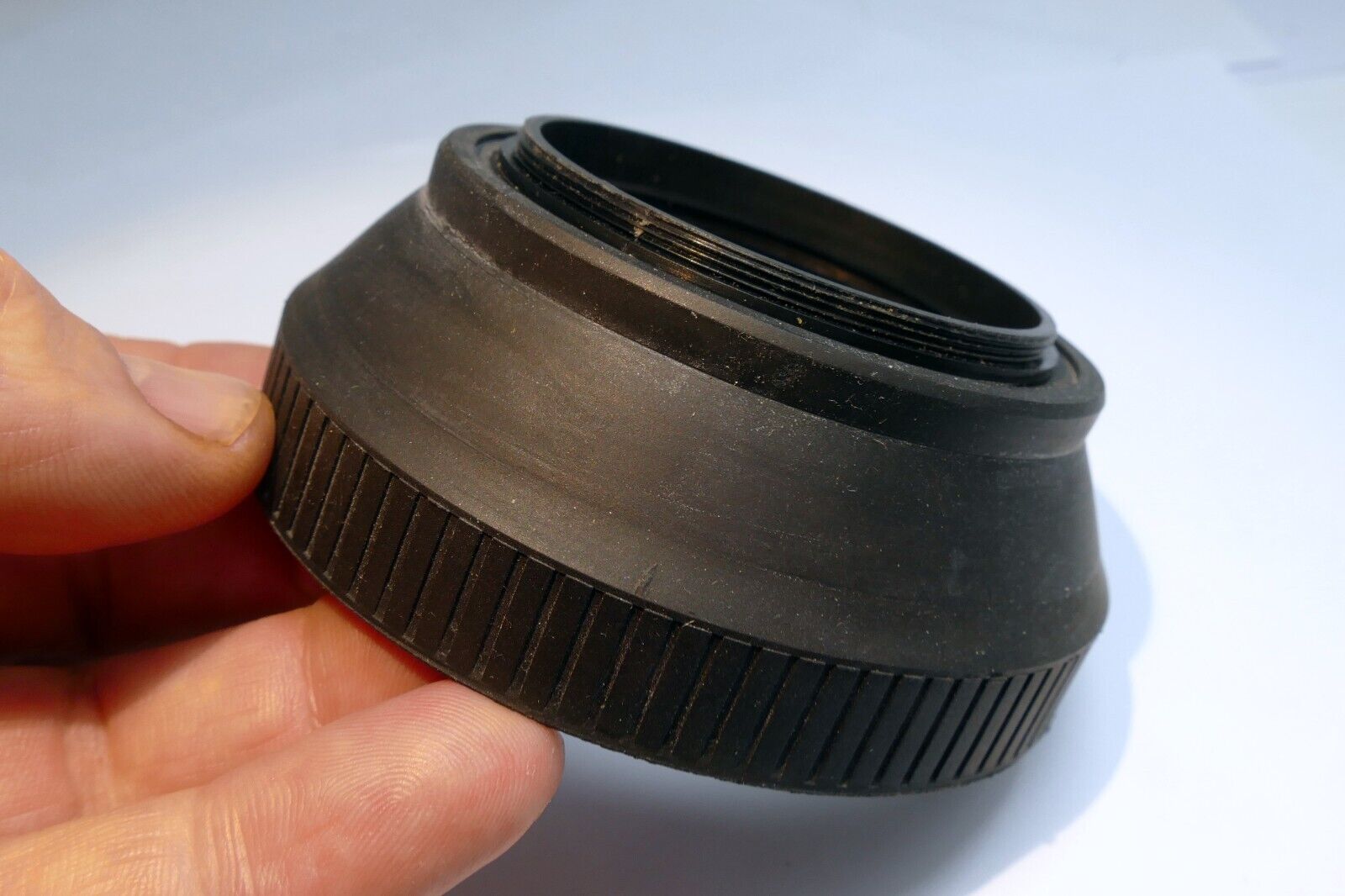 58mm Rubber Lens Hood Shade single threaded for wide angle 28mm
