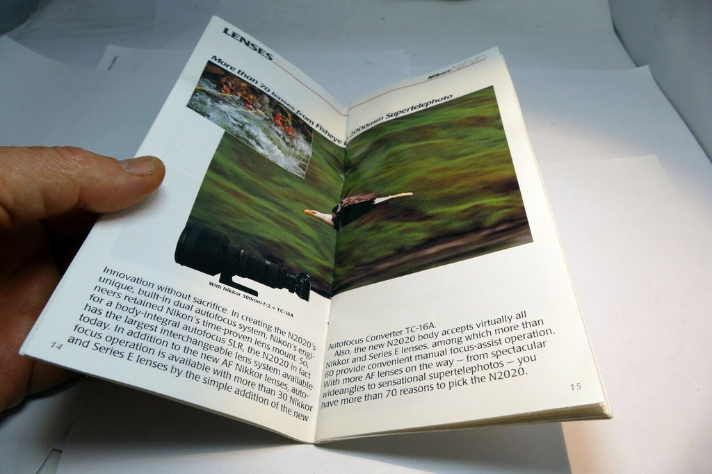 Nikon N2020 Camera  Brochure Photography Guide EN 1986 Dual Autofocus "All New"