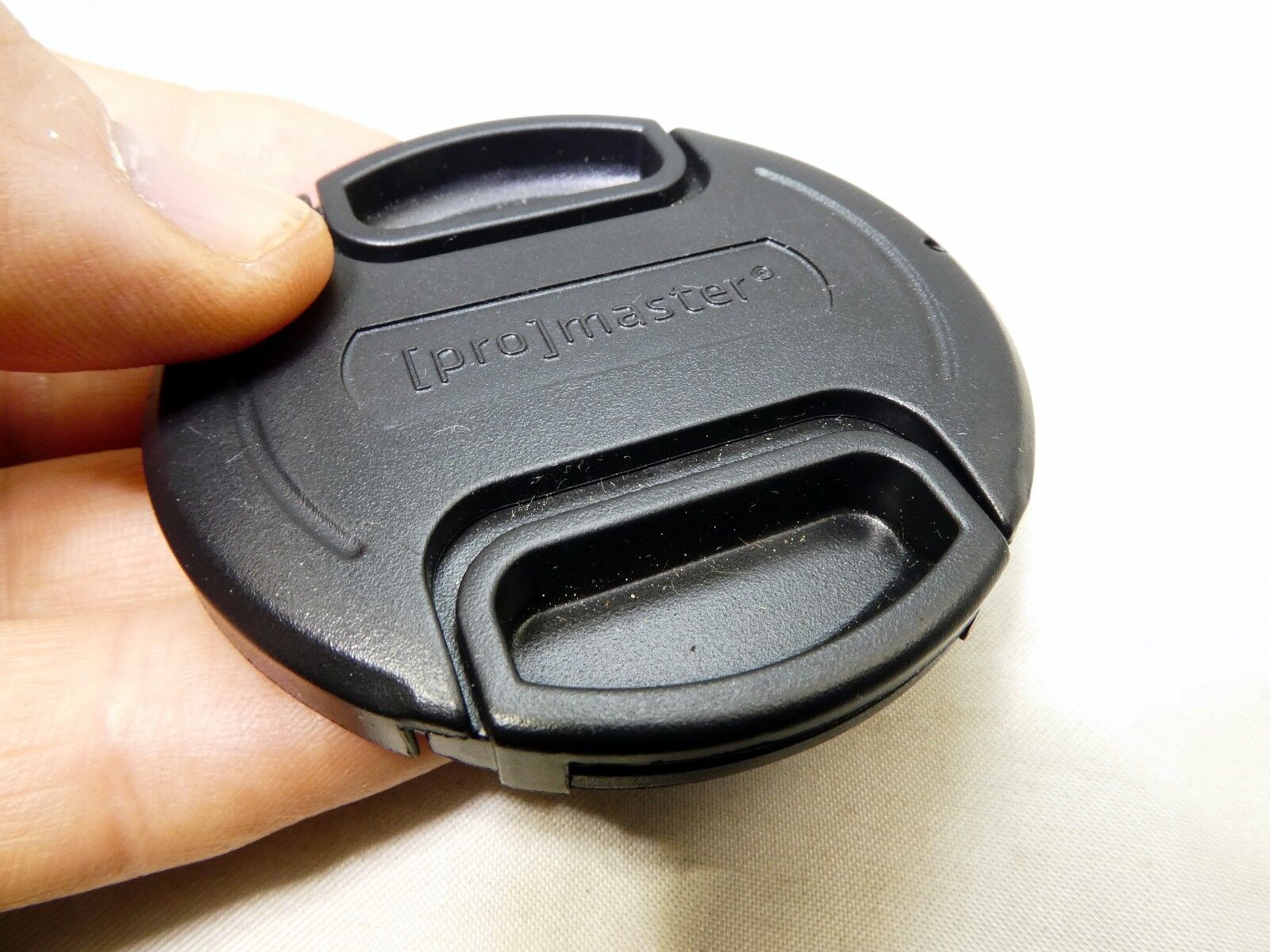 Promaster 62mm Lens Front Cap  Snap on type for 18-200mm AF