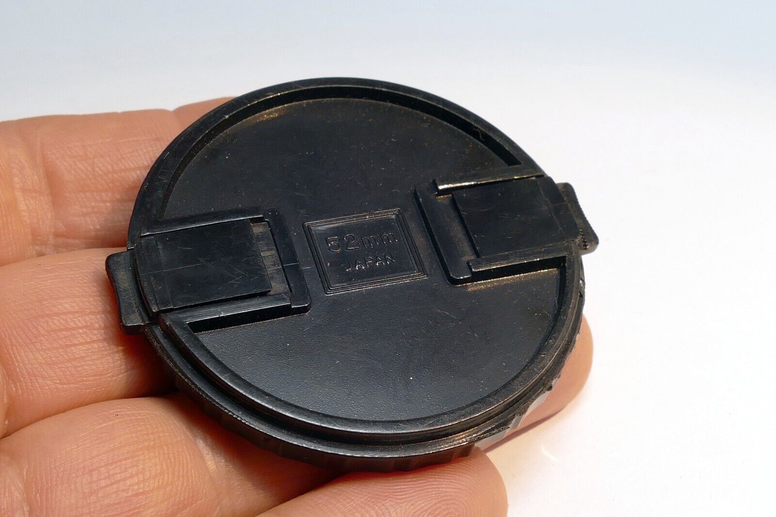 52mm snap on type Front Lens Cap