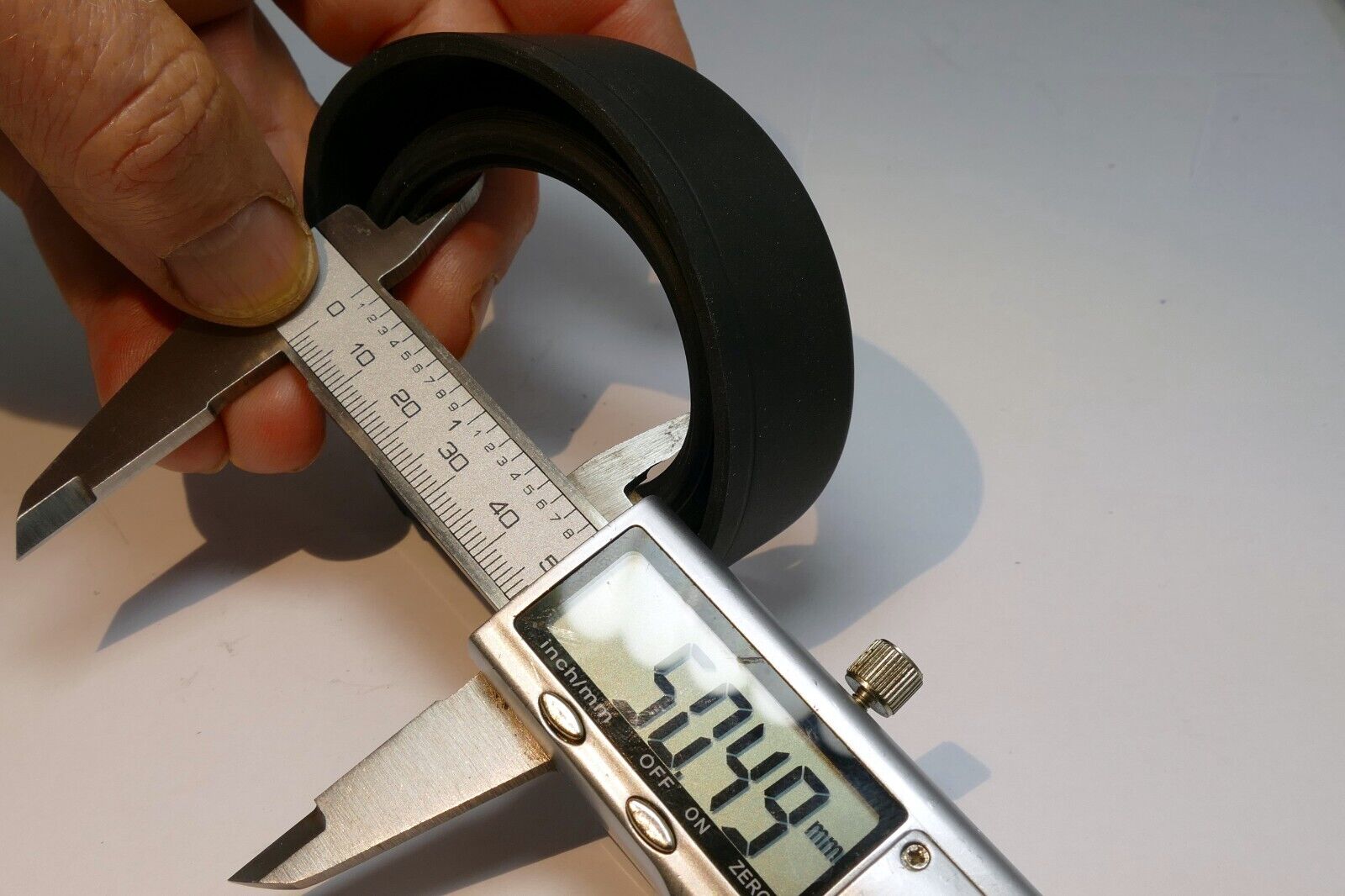 Rubber part for Lens hood Shade  missing threaded ring 49mm