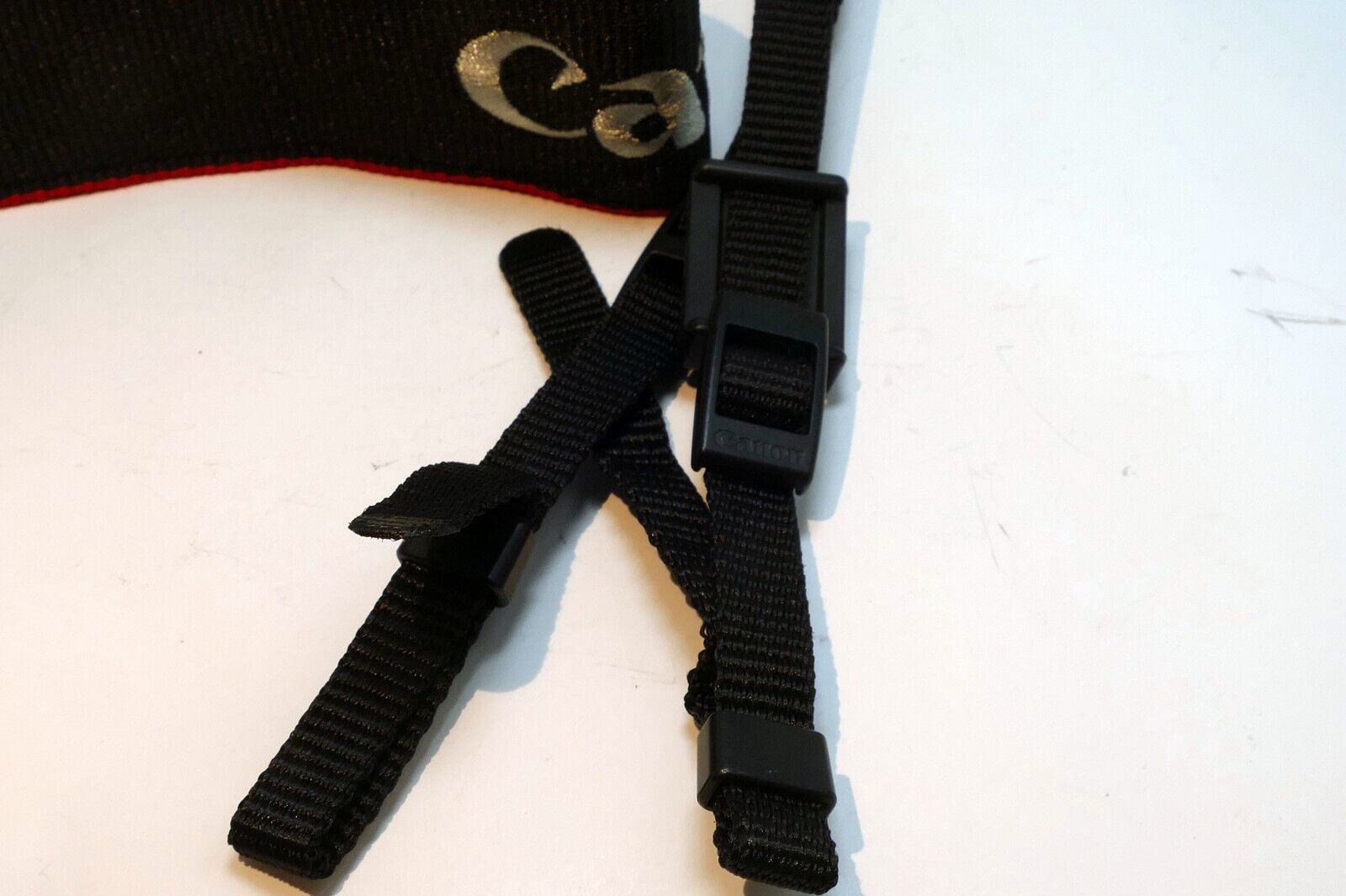 Canon EOS Digital Camera Neck Shoulder Strap Red - Black- Genuine OEM
