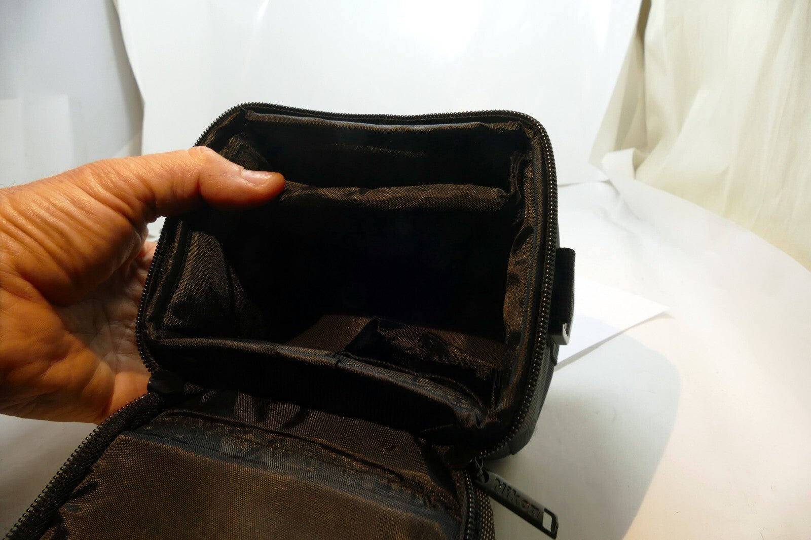 Nikon Soft Case Pouch for Coolpix camera small 6X4X4" - missing strap - OEM