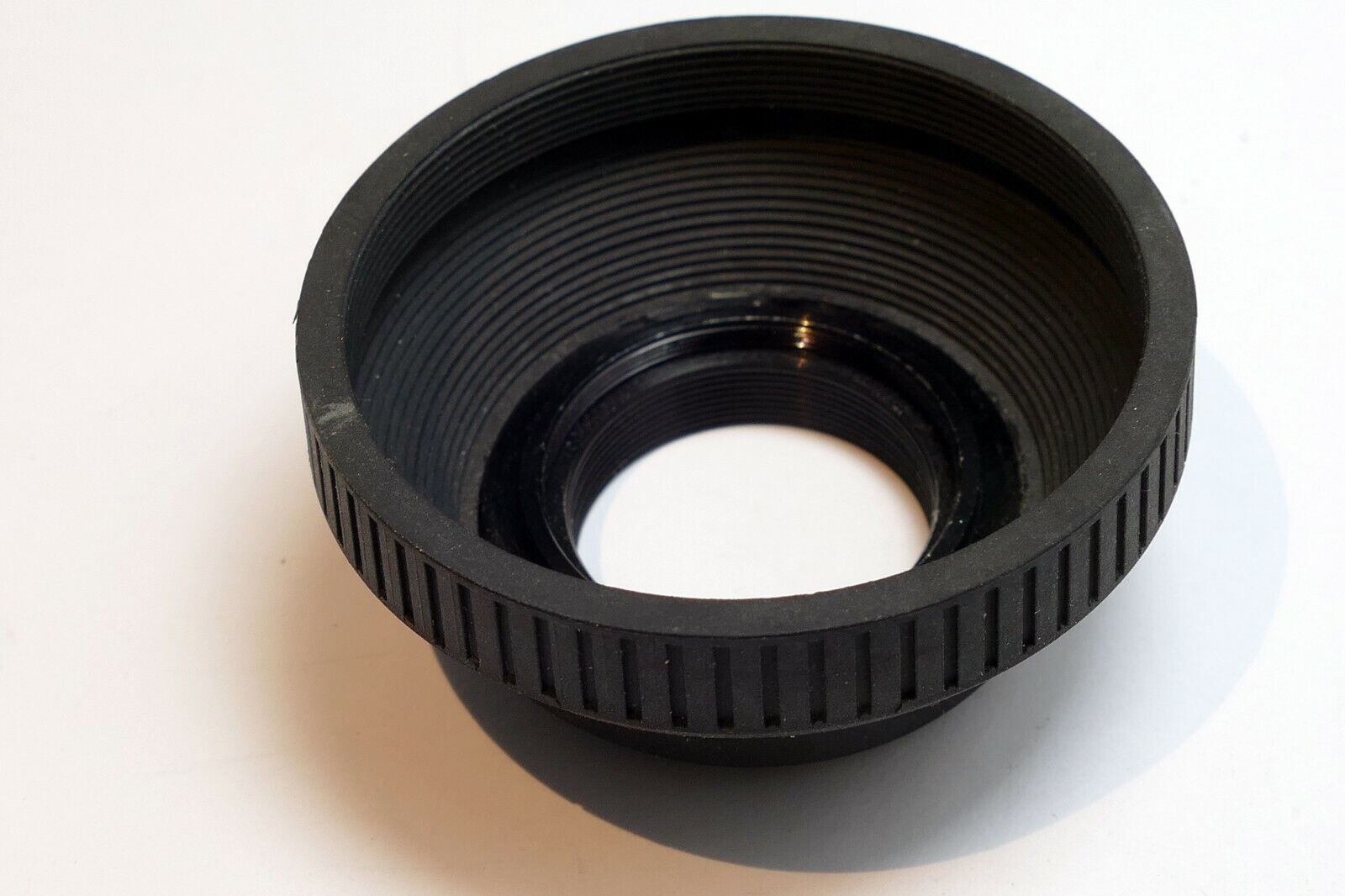 31mm Rubber Lens Hood Shade screw in