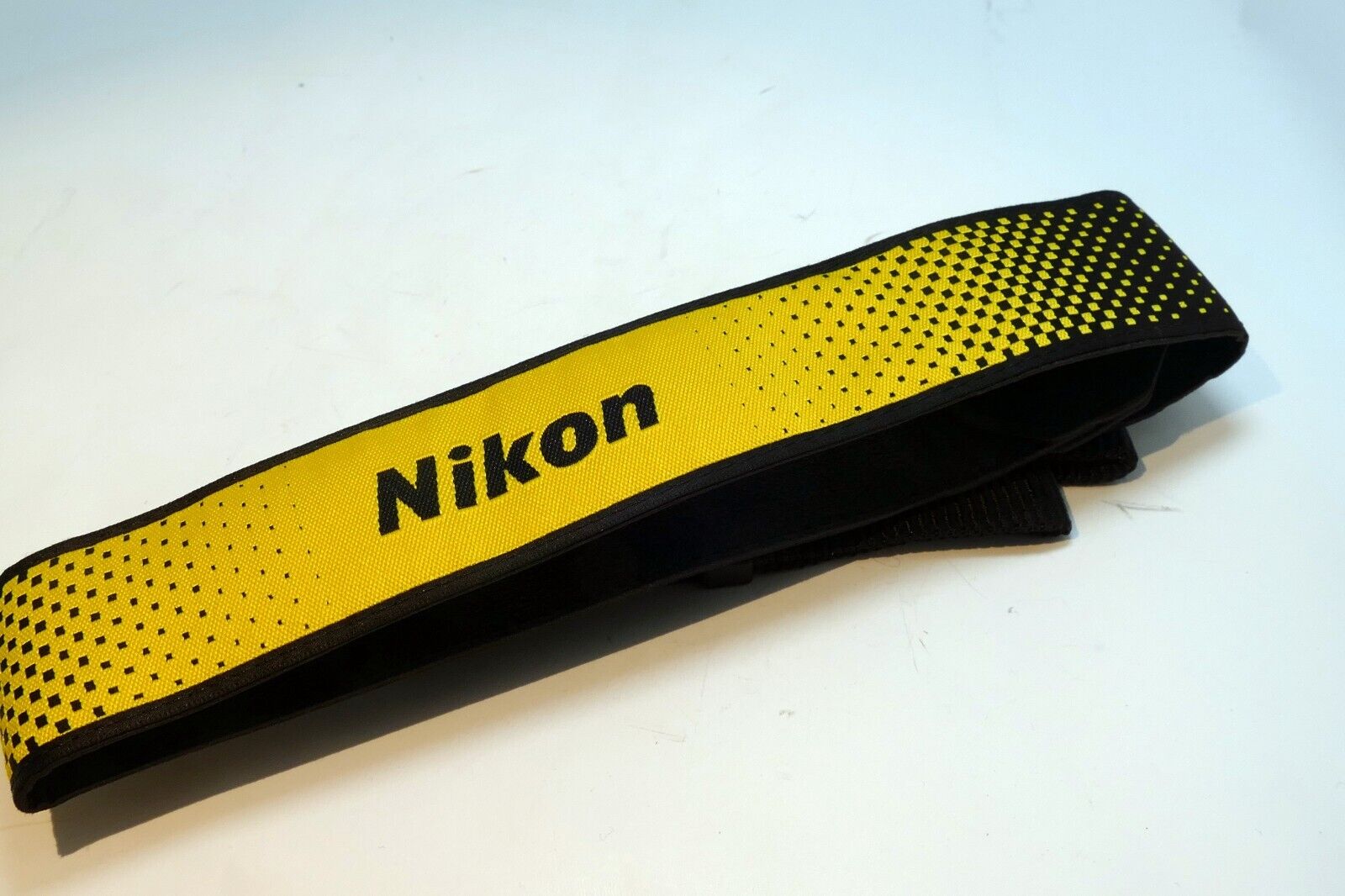 Nikon Z Digital Z5 Z6 Z7 Camera Shoulder neck Strap 3cm wide Original OEM - mint
